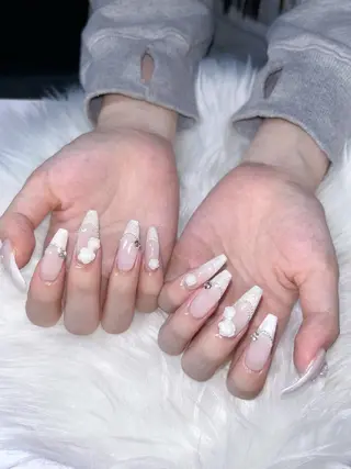 ネイル REVE南口 🌺yuina🌺のネイルデザイン