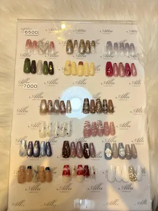 ネイル 🖤マイリー/ 新宿/歌舞伎町🖤のネイルデザイン