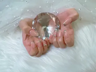 ネイル クイーンズネイル銀座所属・Queeens nailのネイルデザイン