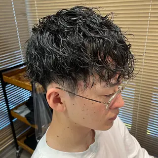 メンズ メンズカット パーマ飯野友喜のヘアスタイル