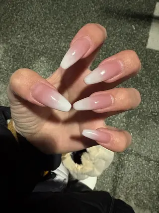 カラー enju所属・河村 萌美のネイルデザイン