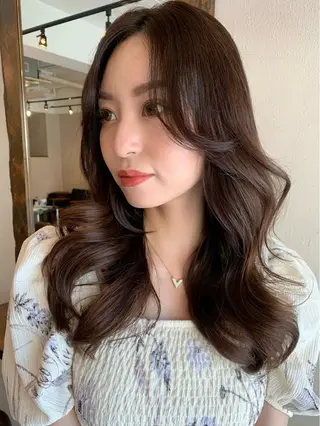 ロング カラー 透明感/オリーブ/ グレージュ/YUKAのヘアスタイル