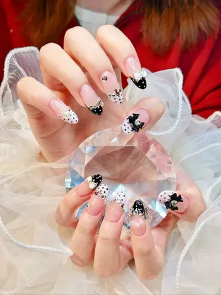 ネイル West Coast Nail Salon 池袋西口所属・き のこのネイルデザイン