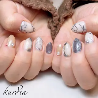 ネイル καρδιά -ｶﾙﾃﾞｨｱ-のネイルデザイン