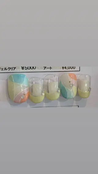 ネイル Blue Reef 四谷三丁目所属・たかの はづきのネイルデザイン