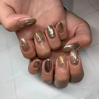 ネイル repos~ルポ~所属・里見 麗のネイルデザイン