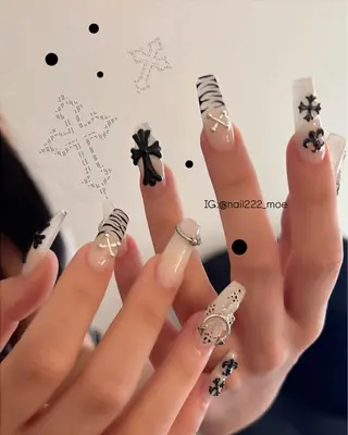 ネイル ⟡.*222⋰˚☆ MöEのネイルデザイン