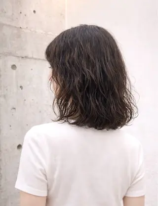 ミディアム ボブパーマ アヤナのヘアスタイル