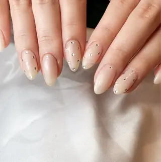 ネイル nailstudio ′ecole所属・nailstudio ′ecoleのネイルデザイン