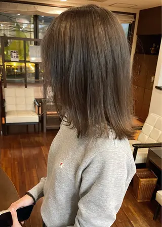 ミディアム カラー 髪質改善ｶﾗｰ ｹｱﾌﾞﾘｰﾁ/ﾀﾑのヘアスタイル