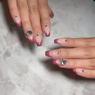 ネイル 知花 梨花のネイルデザイン