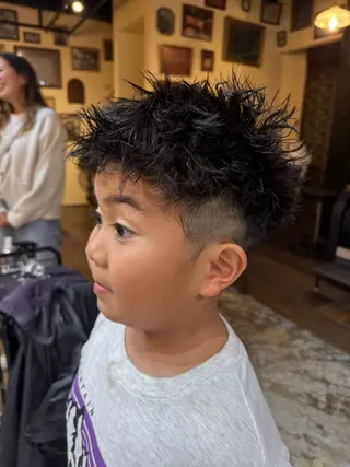 パーマ メンズ キッズ Mio"VEGA所属・メンズ/マッシュ センターパート/悠羽のヘアスタイル