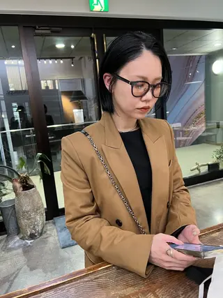 ショート カラー 千葉 郁也のヘアスタイル