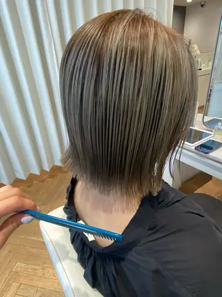 ショート カラー 増井 彩乃のヘアスタイル