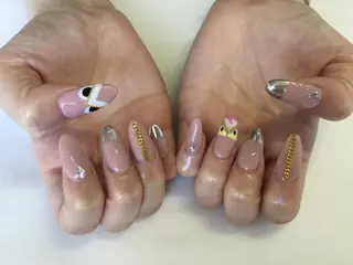 ネイル 💎🐰 saki. m 🐰💎のネイルデザイン