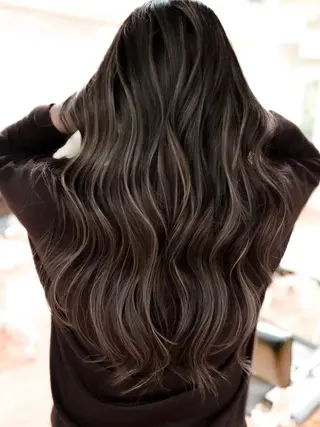 ロング カラー ✨ハイライトの達人 ボブ/ショート/雪下のヘアスタイル