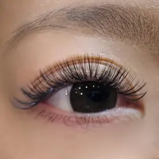 マツエク・マツパ ノーファンデの樹所属・宇治 名帆子のマツエク・マツパデザイン