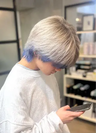 カラー メンズ 飯田 晟恭のヘアスタイル