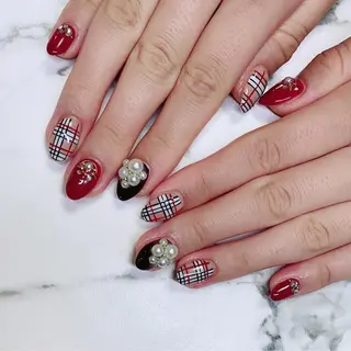 ロング カラー ネイル Q Free nailsのネイルデザイン