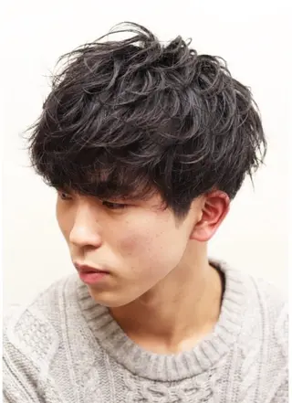 ミディアム パーマ YOSHIZAWA Inc. PREMIUM 築地所属・💈Hisa ／ 理容師💈のヘアスタイル