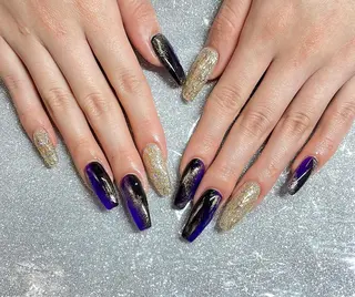 ネイル VIERU 🌈🎀💖のネイルデザイン