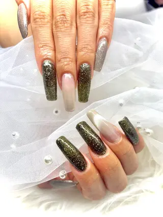 ロング GG houseのネイルデザイン