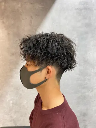 ミディアム パーマ メンズ 大阪メンズヘアのプロ 高橋 直希のヘアスタイル