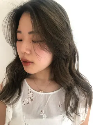 カラー ブリーチカラー🎀 韓国風/寺門美優のヘアスタイル