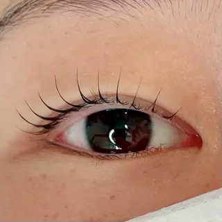 マツエク・マツパ Salon　DéFi 🦋マツパ・眉毛のマツエク・マツパデザイン