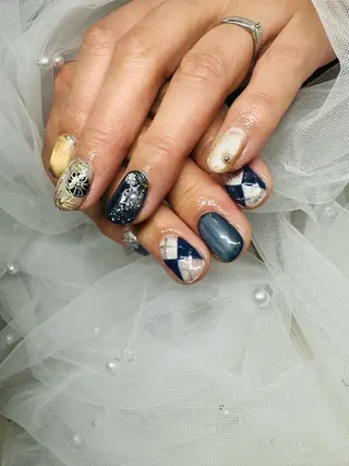 ネイル Moana所属・宮崎 美涼のネイルデザイン