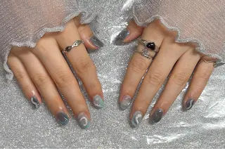 ネイル VIERU 🌈🎀💖のネイルデザイン