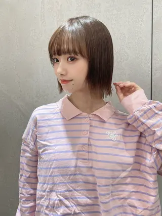 ショート カラー 小顔カット/地毛風 縮毛矯正🤍茉青のヘアスタイル