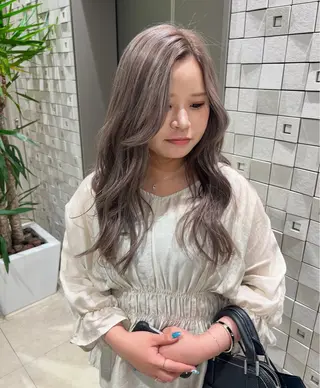 ロング カラー 森川 好羽のヘアスタイル