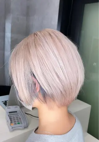 ショート カラー JUNYA 海外ガールヘアのヘアスタイル