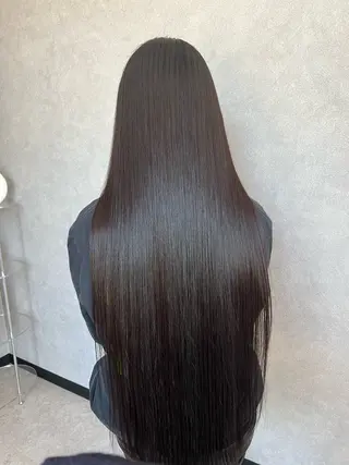 ロング 学生限定 カラー¥5.000のヘアスタイル