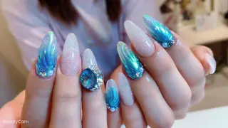 ネイル salon de Tiaraのネイルデザイン