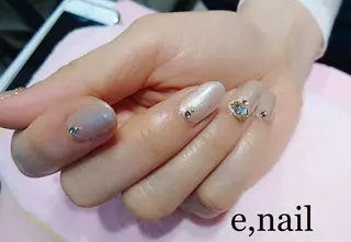 e.nail所属・和賀井 恵理のネイルデザイン