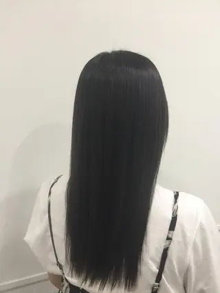 ロング WHITE所属・WHITE 田中智之のヘアスタイル