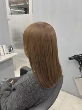 セミロング カラー ハイトーン🎀 前髪こだわり💘愛美のヘアスタイル