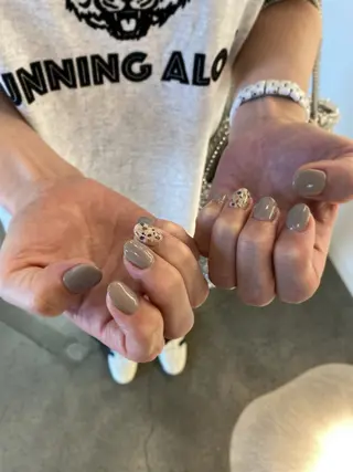 ネイル whitepaper 🔷IZUMIのネイルデザイン