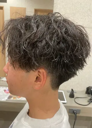 メンズ 宮之本 峻也のヘアスタイル