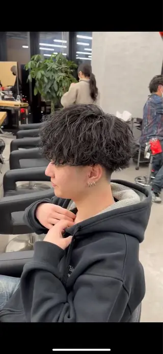 パーマ ヘアアレンジ メンズ 川合 智之のヘアスタイル