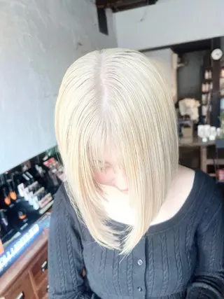 ショート カラー 🩵小野 えりか🩷のヘアスタイル