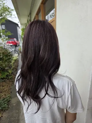 カラー 藤田 和花のヘアスタイル