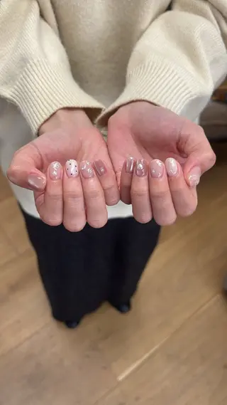 ネイル nailsalon　hue所属・小山 羽奈のネイルデザイン