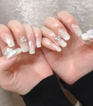 ネイル 會田 瑠衣のネイルデザイン