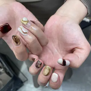 ネイル nailstudio eviz新宿店のネイルデザイン