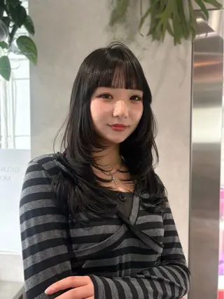 ロング 艶ハイトーン/ 輝保🤍✨のヘアスタイル