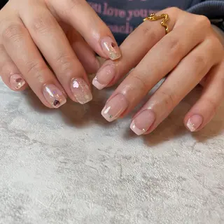 ネイル Ami 🦥のネイルデザイン