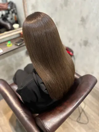 セミロング カラー she2　shinjuku所属・髪質改善/美髪矯正 和田響のヘアスタイル